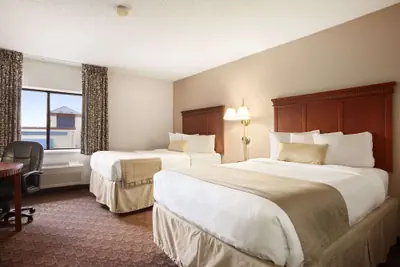 Photo 4 - Baymont by Wyndham Sioux Falls