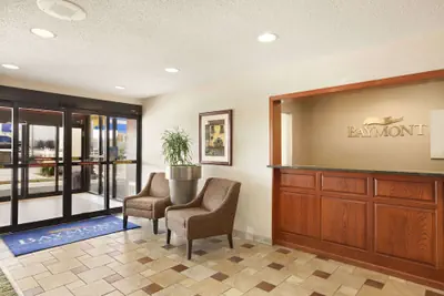 Photo 2 - Baymont by Wyndham Sioux Falls