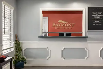 Photo 3 - Baymont by Wyndham Albany at Albany Mall