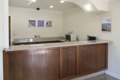 Photo 3 - Motel 6 Fresno, CA