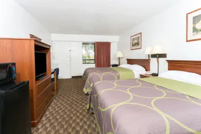 Photo 4 - Super 8 by Wyndham Riviera Beach West Palm Beach