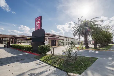 Photo 2 - Red Roof Inn Morgan City