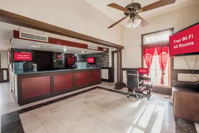 Photo 3 - Red Roof Inn Morgan City