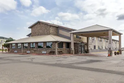 Photo 2 - Quality Inn Lamar