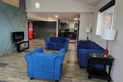 Photo 3 - Quality Inn Lamar