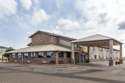 Photo 2 - Quality Inn Lamar