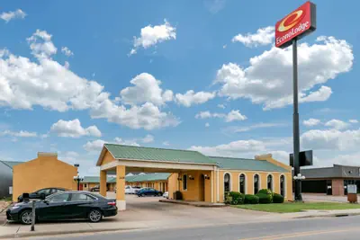 Photo 2 - Econo Lodge Jonesboro