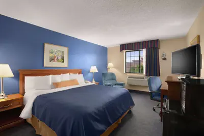 Photo 5 - Days Inn by Wyndham Keene NH