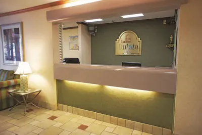 Photo 4 - La Quinta Inn & Suites by Wyndham El Paso West Bartlett