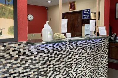 Photo 5 - Travelodge by Wyndham La Porte/Michigan City Area
