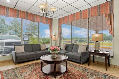 Photo 3 - Quality Inn Americus