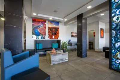 Photo 4 - Hotel Elev8 Flagstaff, Trademark Collection by Wyndham