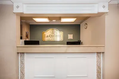 Photo 4 - La Quinta Inn & Suites by Wyndham Melbourne Viera