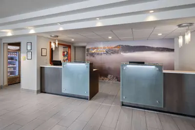 Photo 3 - La Quinta Inn & Suites by Wyndham Pocatello
