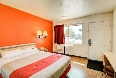 Photo 5 - Motel 6 Denver, CO - Airport