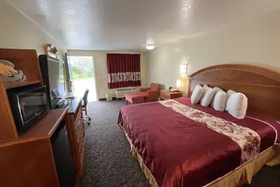 Photo 5 - Knights Inn Punta Gorda