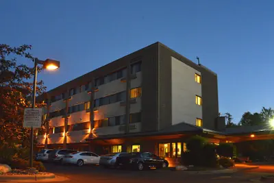 Photo 2 - Riversage Billings Inn