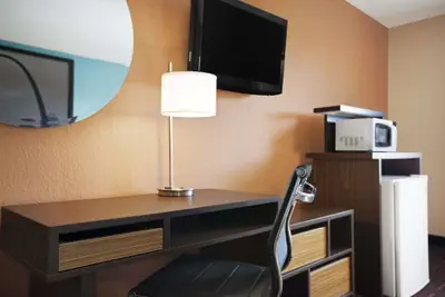Photo 5 - Super 8 by Wyndham Collinsville St. Louis