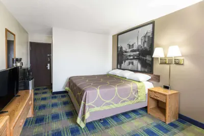 Photo 3 - Super 8 by Wyndham Columbus