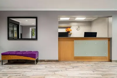 Photo 5 - La Quinta Inn & Suites by Wyndham Chicago Tinley Park