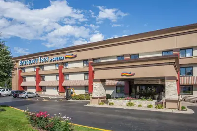 Photo 2 - Baymont by Wyndham Chicago/Alsip
