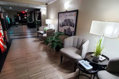Photo 2 - Super 8 by Wyndham Sterling Heights/Detroit Area