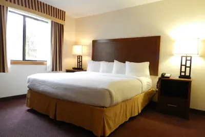 Photo 5 - Ashmore Inn and Suites