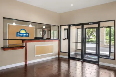 Photo 3 - Days Inn by Wyndham San Antonio Near Fiesta Park