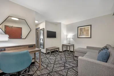 Photo 4 - Best Western Plus Anderson