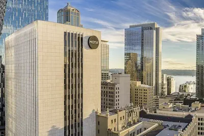 Photo 2 - Hilton Motif Seattle
