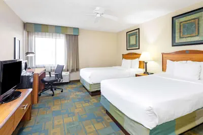 Photo 5 - La Quinta Inn & Suites by Wyndham El Paso East