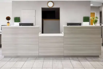 Photo 4 - Microtel Inn by Wyndham Raleigh Durham Airport