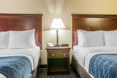 Photo 5 - Quality Inn Grand Blanc - Flint South