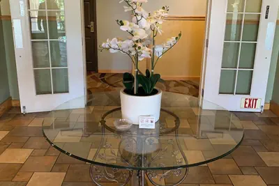 Photo 3 - Rocklin Park Hotel, Trademark Collection by Wyndham