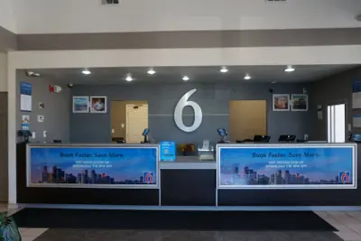 Photo 5 - Motel 6 Belmont, CA - San Francisco - Redwood City