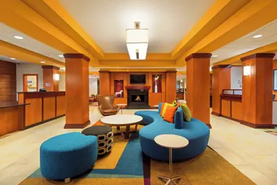 Photo 2 - Fairfield Inn & Suites by Marriott Louisville Downtown