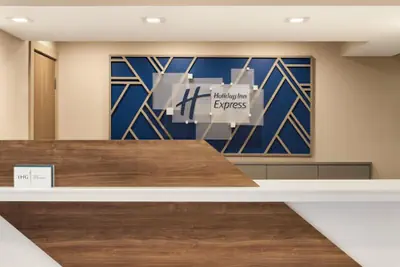 Photo 4 - Holiday Inn Express Bowling Green by IHG