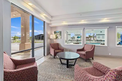 Photo 3 - Best Western Plus Twin Falls Hotel
