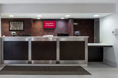 Photo 5 - Red Roof Inn PLUS+ Boston - Mansfield/ Foxboro