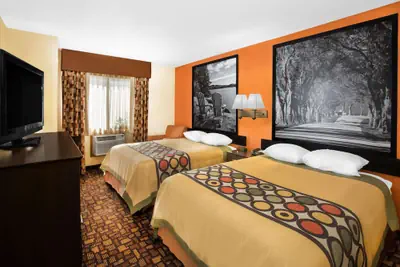 Photo 3 - Super 8 by Wyndham Clive IA