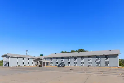 Photo 2 - Quality Inn Oskaloosa