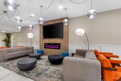 Photo 5 - Quality Inn & Suites Lake Havasu City