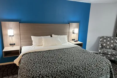 Photo 5 - Baymont by Wyndham Manistee
