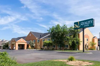 Photo 2 - Quality Inn Lakeville North