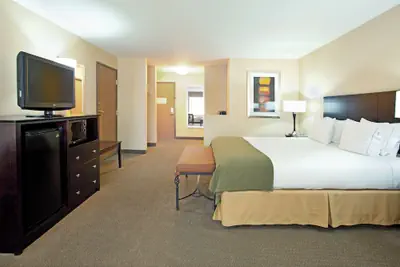 Photo 4 - Holiday Inn Express & Suites Nogales by IHG