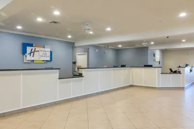 Photo 3 - Holiday Inn Club Vacations Orlando Breeze Resort by IHG