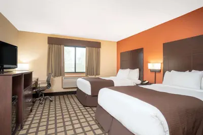 Photo 3 - Baymont by Wyndham Lakeville