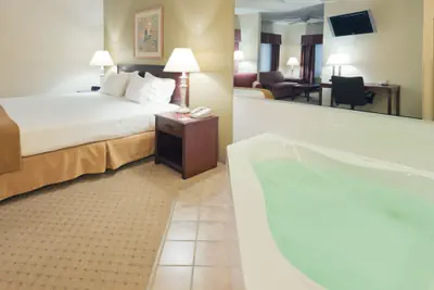 Photo 4 - Holiday Inn Express Evansville West by IHG