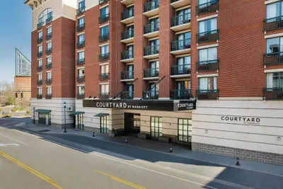 Photo 2 - Courtyard by Marriott Chattanooga Downtown