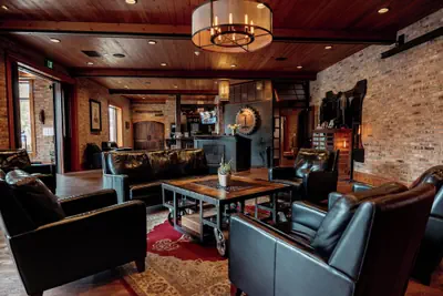 Photo 5 - Ironworks Hotel